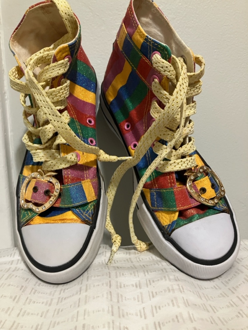 Apple Bottoms Rainbow Glitter Stripe High-Top Sneakers Vintage 2000s